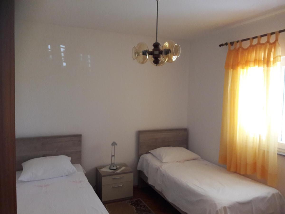 Apartment Bise Рогозница Экстерьер фото
